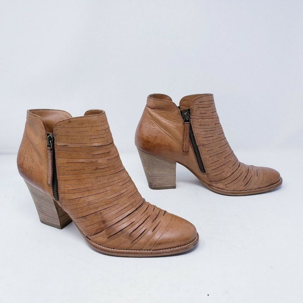 Paul Green Malibu Sliced Zip-Up Ankle Bootie Sz 10